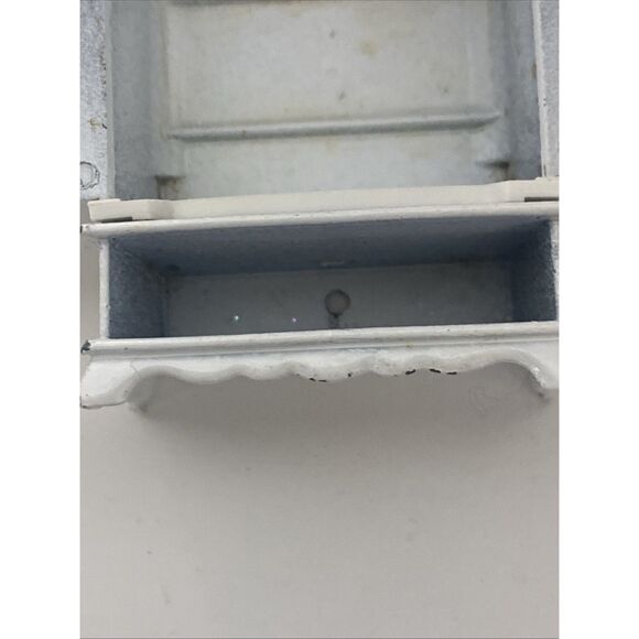 1980 Mattel The Littles Armoire Wardrobe #1796-3099 Die-Cast Metal Hong Kong Dol - Picture 11 of 12